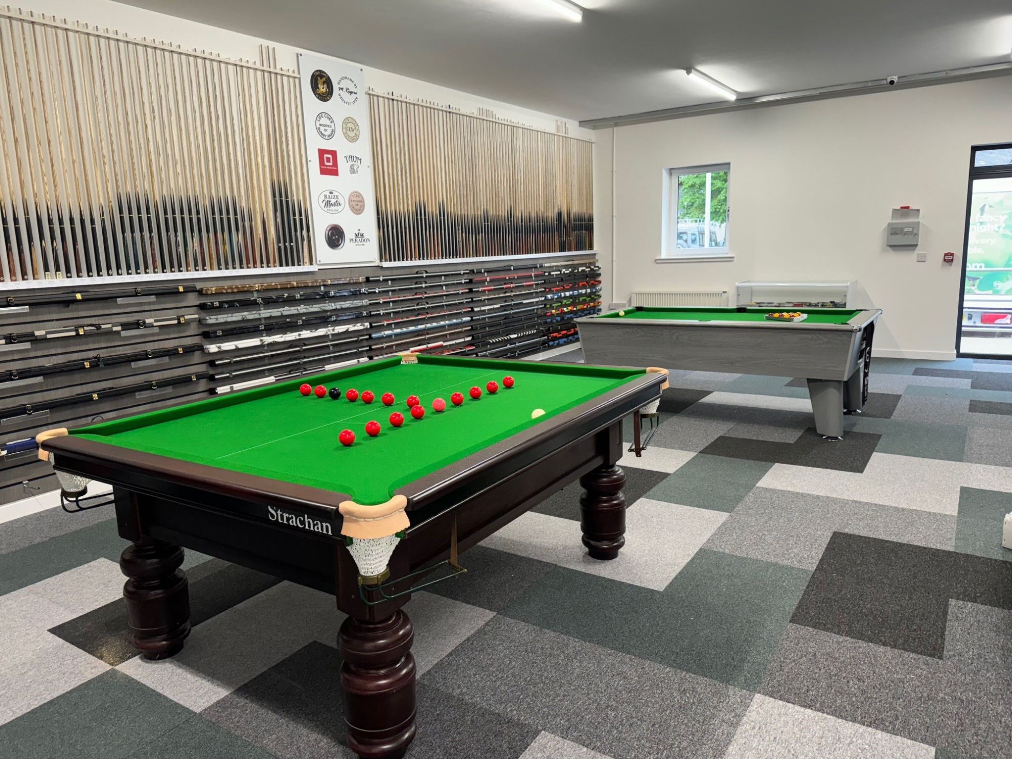 Picture for manufacturer On Cue World